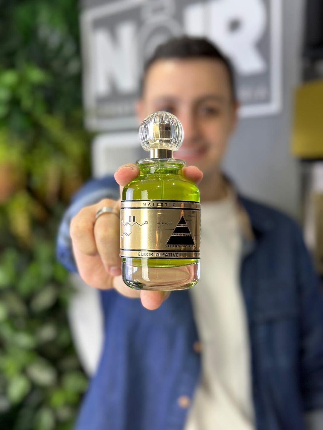 Gevill France Majestic 100ml Elixir de Parfum Unisex - Perfumes para hombre y para mujer - Imagen 2